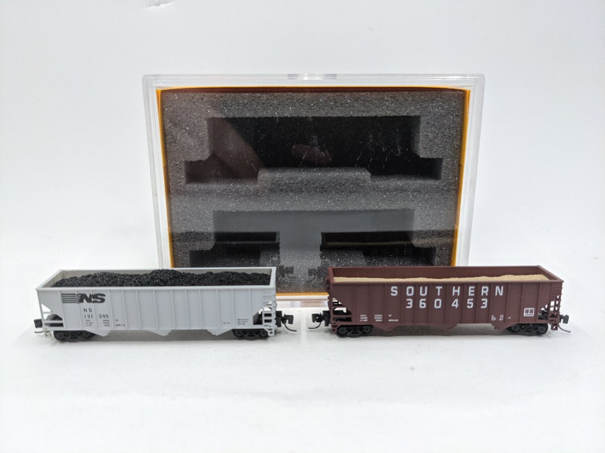 Pennzee Z Scale Hoppers [2] LN