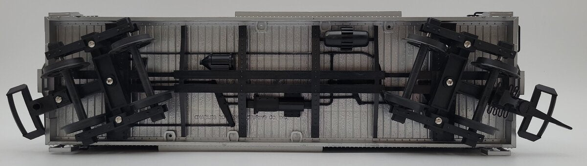 USA Trains R1966 G Scale Western Pacific Boxcar EX/Box