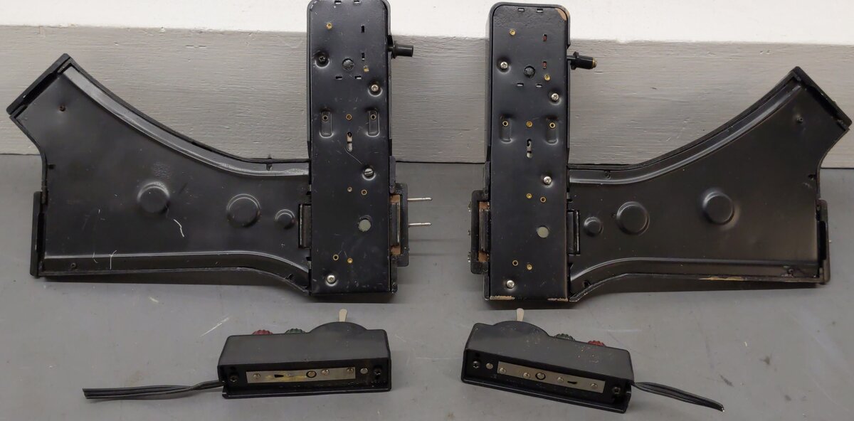 Lionel 6-5132S Pair of 6-5132/6-5133 Remote Control Switches VG/Box
