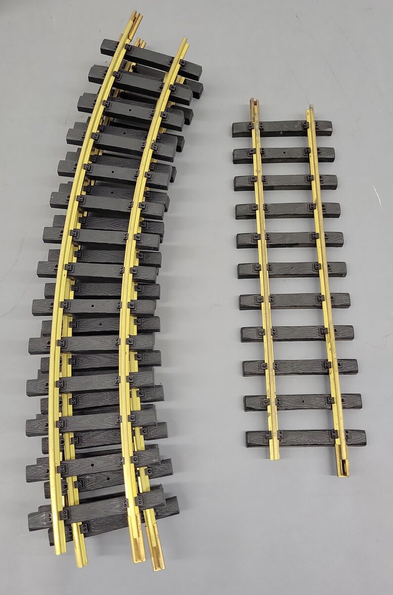 USA Trains G Scale Curved and Straight Track Sections [4] EX