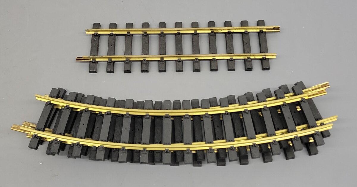 USA Trains G Scale Curved and Straight Track Sections [4] EX