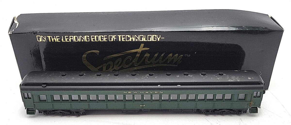 Spectrum 89203 HO Scale New Haven Coach #6829 VG/Box