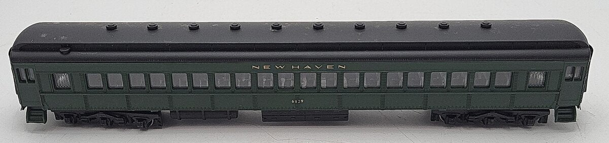 Spectrum 89203 HO Scale New Haven Coach #6829 VG/Box