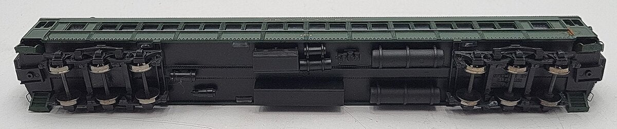 Spectrum 89203 HO Scale New Haven Coach #6829 VG/Box
