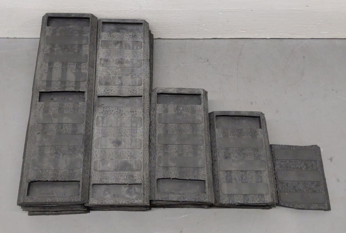 Lionel O Gauge Assorted Straight Johnson Rubber Track Beds [25] - CUSTOM VG