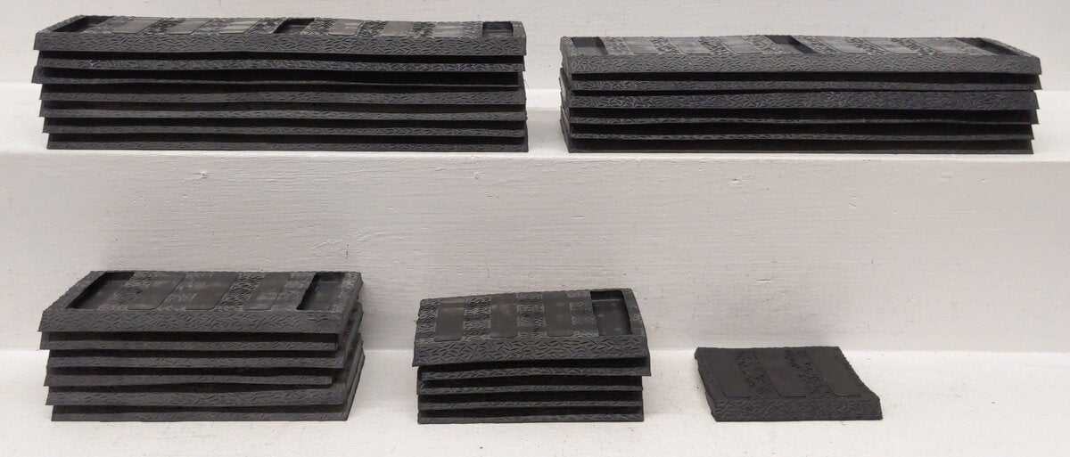 Lionel O Gauge Assorted Straight Johnson Rubber Track Beds [25] - CUSTOM VG