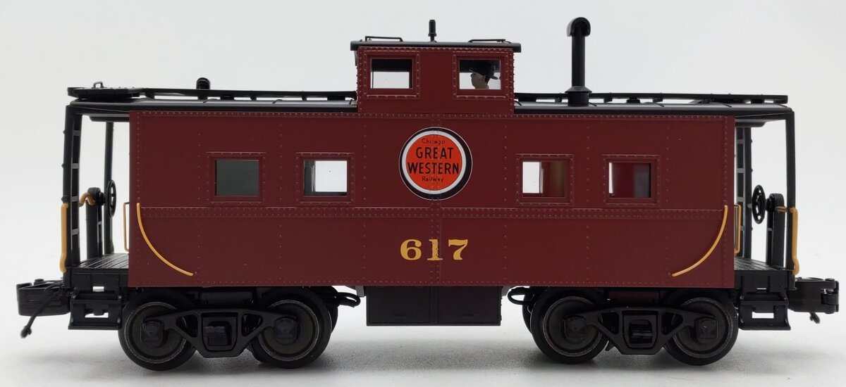 MTH 20-91725 O Chicago Great Western Center Cupola Steel Caboose #617 LN/Box
