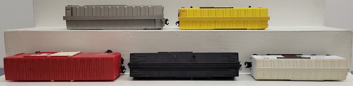 Atlas and Other O Gauge Assorted Freight Cars [5] VG