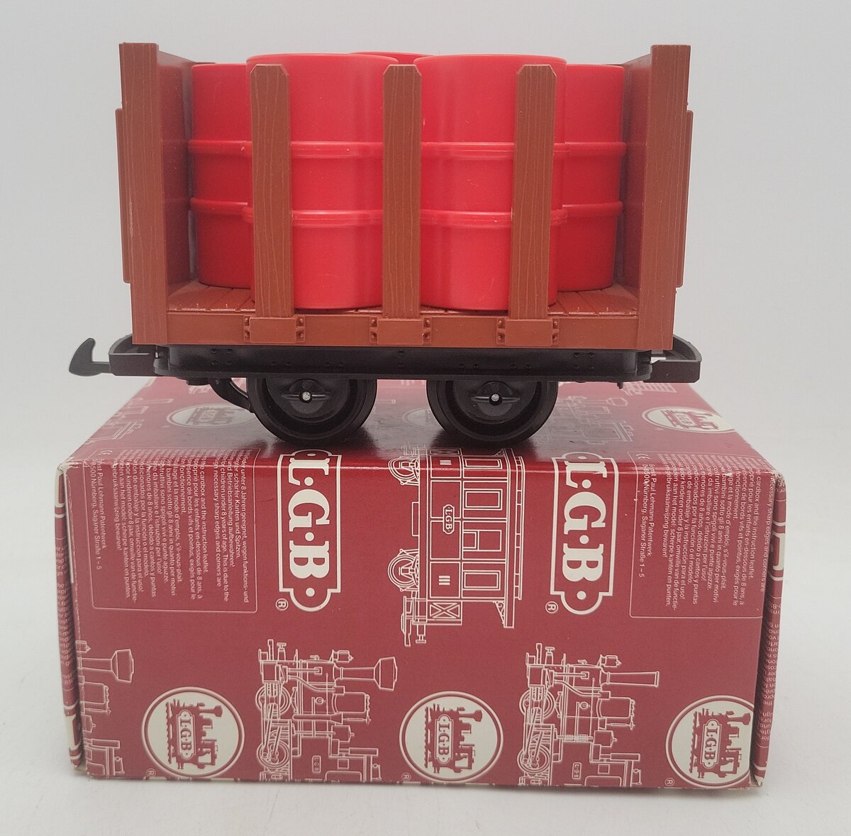 LGB 4045 G Scale Flat Car with Red Shell Barrels EX/Box