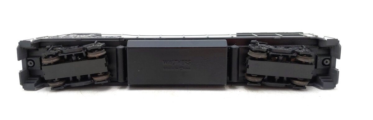 Walthers 931-180 HO Scale Southern Pacific GE-8 40B Diesel Locomotive #8003 EX