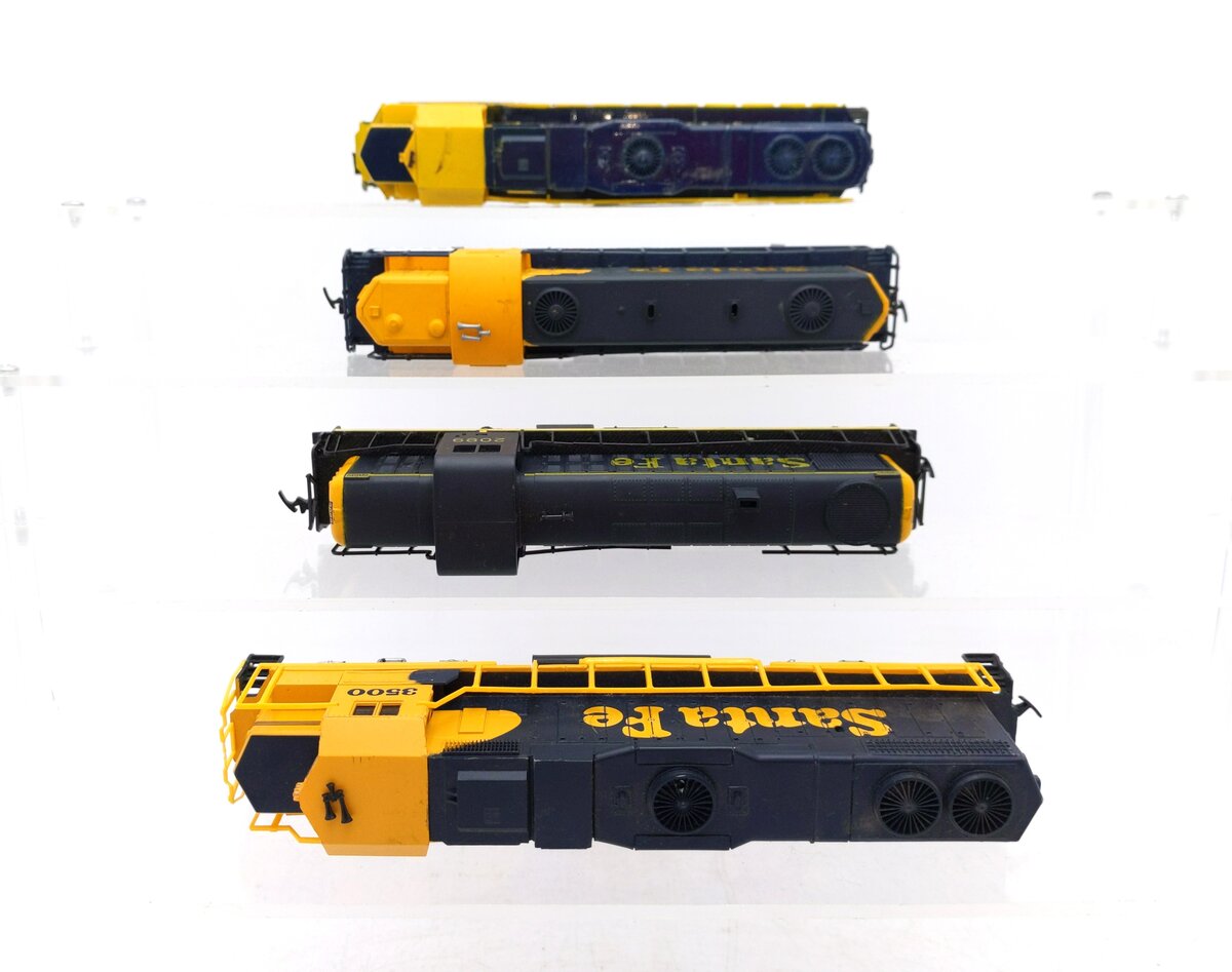 AHM & Other HO Scale ATSF Assorted Diesel Locomotives [4] EX