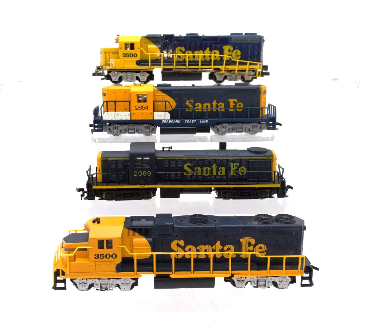 AHM & Other HO Scale ATSF Assorted Diesel Locomotives [4] EX