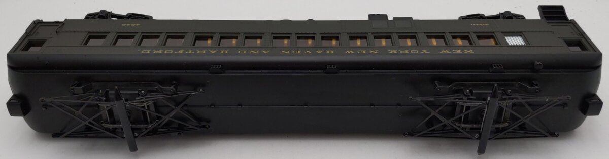 MTH 30-2847-1 O Gauge New York New Haven Coach Passenger Car #4040 EX