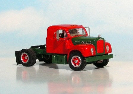 Sylvan Scale Models V-098 HO 1953-65 Mack B-61 Sleeper Cab Tractor Kit