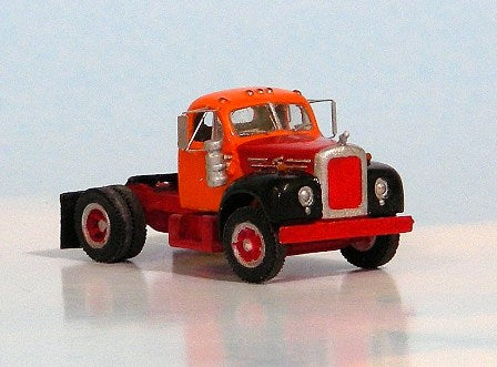 Sylvan Scale Models V-101 HO 1953-65 Mack B-61 Day Cab Tractor Kit