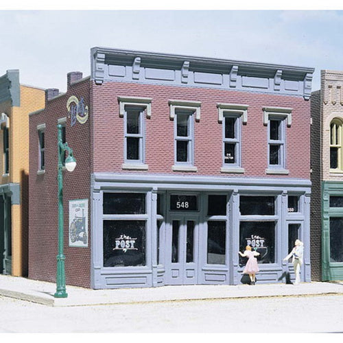 DPM 10200 HO Scale Roberts' Dry Goods Plastic Building Kit