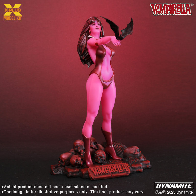 X-Plus Model Kit 200212 1:8 Glow in the Dark Vampirella Jose Gonzalez Figure