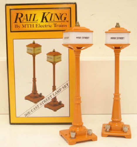 MTH 20-1029 #57 Orange Street Lamps (Set of 2)