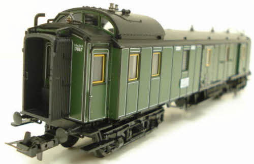 Trix 23764 HO Hamburg International Train Passenger Car LN/Box