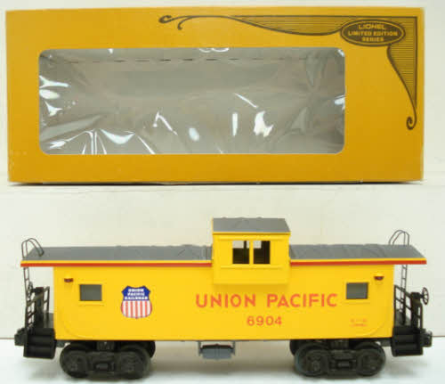 Lionel 6-6904 "O-Gauge" Union Pacific Extended Vision Caboose LN/Box