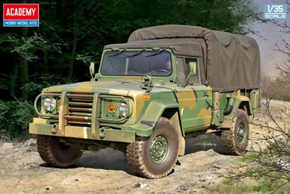 Academy 13551 1:35 K311A1 Cargo Truck Military Vehicle Model Kit