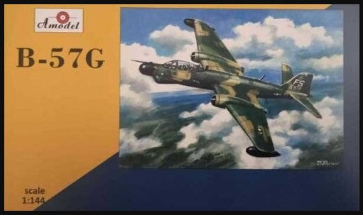 A Model from Russia 1482 1:144 Martin B-57G Canberra Aircraft Plastic Model Kit