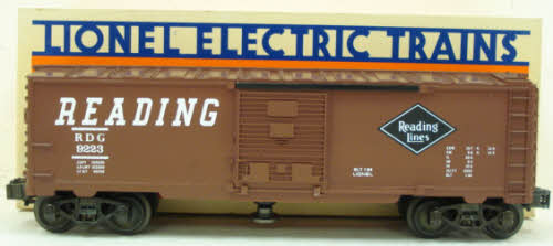 Lionel 6-9223 O Gauge Reading Operating Boxcar NIB
