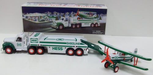 Hess 2002 Diecast Toy Truck w/Ramp & Airplane LN/Box