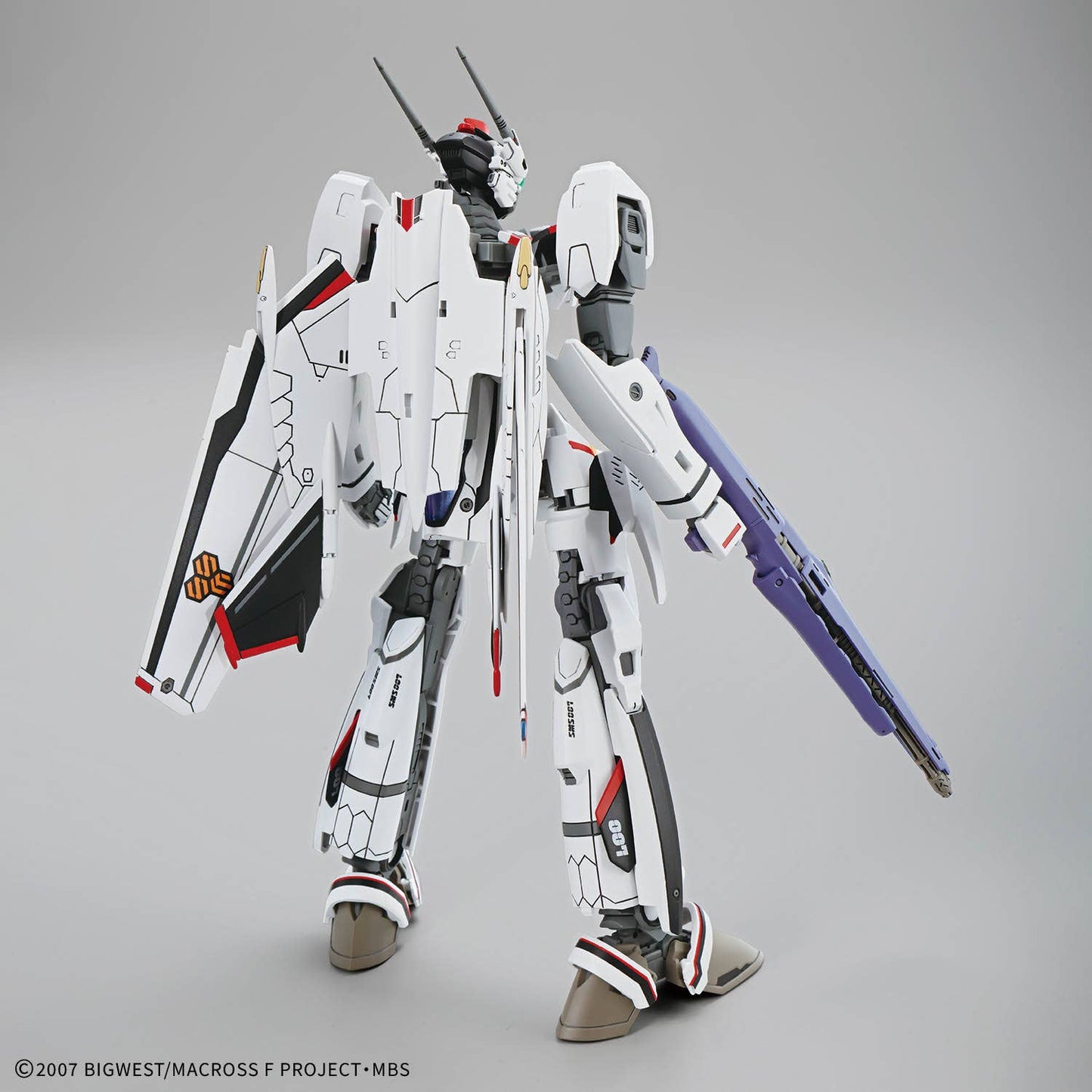 Bandai 2805099 1:100 HG VF-25F Messiah Valkyrie (Alto Custom) Plastic Model Kit