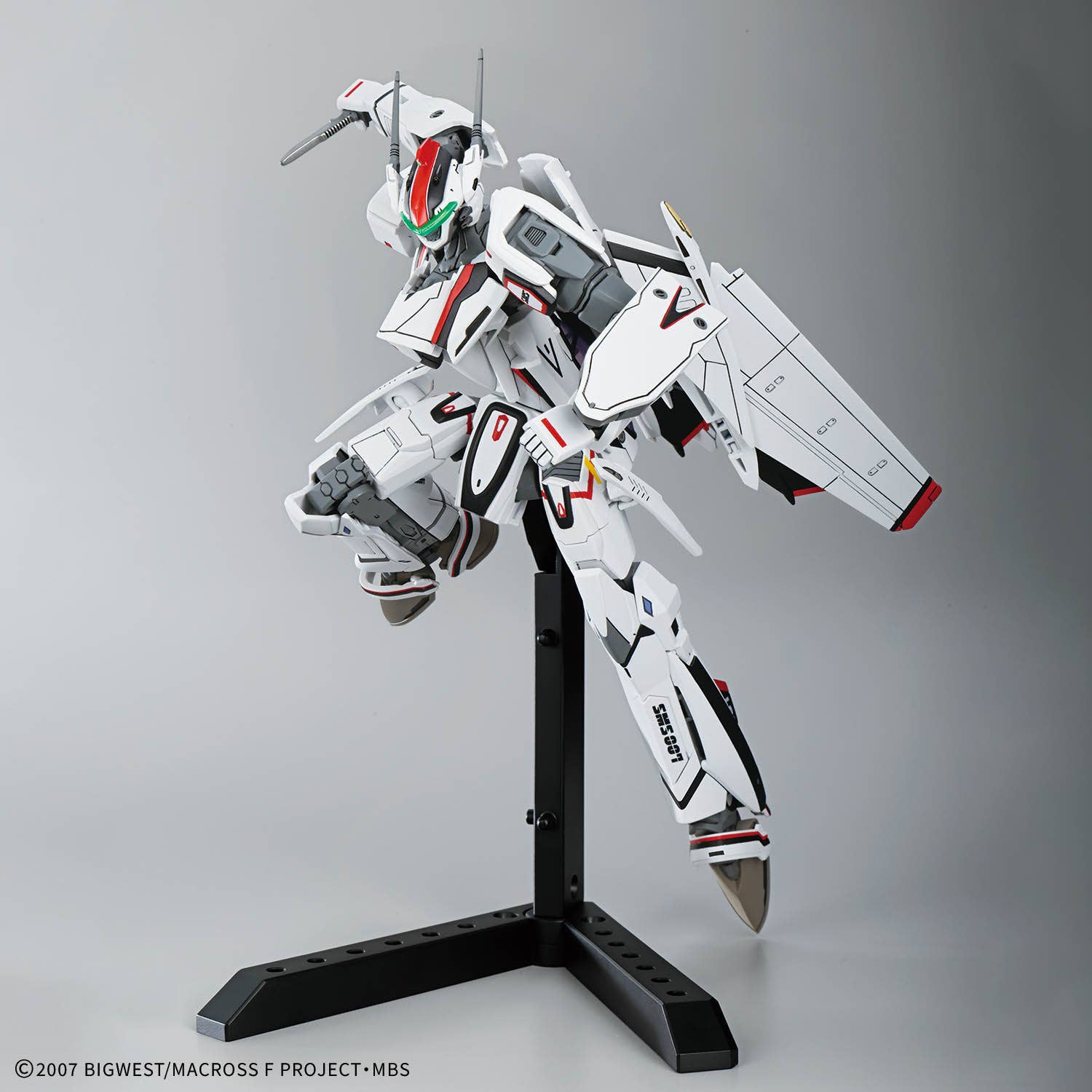 Bandai 2825325 1:100 HG VF-25F Messiah Valkyrie (Alto Custom) Deluxe Set Kit