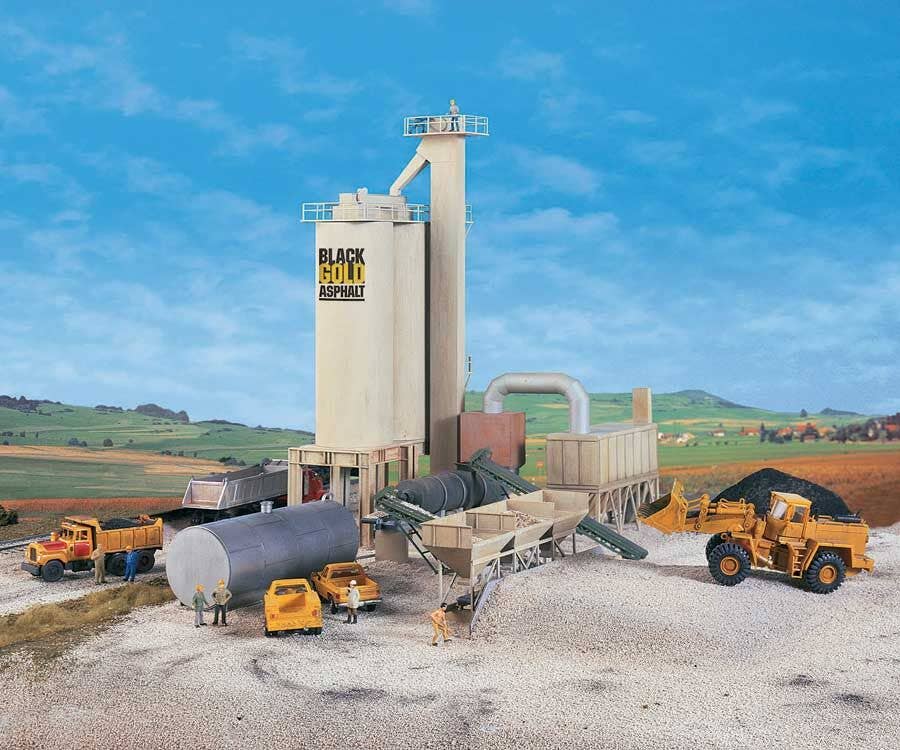 Walthers 933-B3085 HO Black Gold Asphalt Hot Mix Plant Kit with Tank Trailer