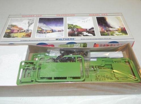 Walthers 932-5632 HO BN 75' Depressed Center Four Truck Flat Car