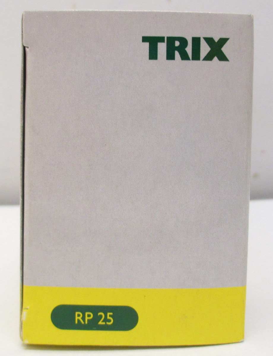 Trix 24909 HO Scale New York Central RP25 Caboose #19453 LN