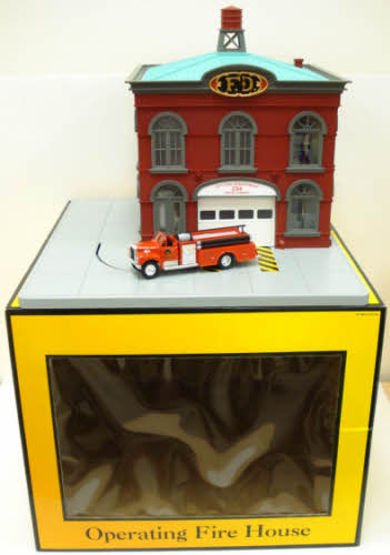 MTH 30-9102 O Gauge Operating Firehouse NIB