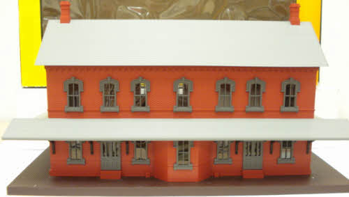 MTH 30-9014 O Gauge Red Stone Passenger Station with 2 Platforms