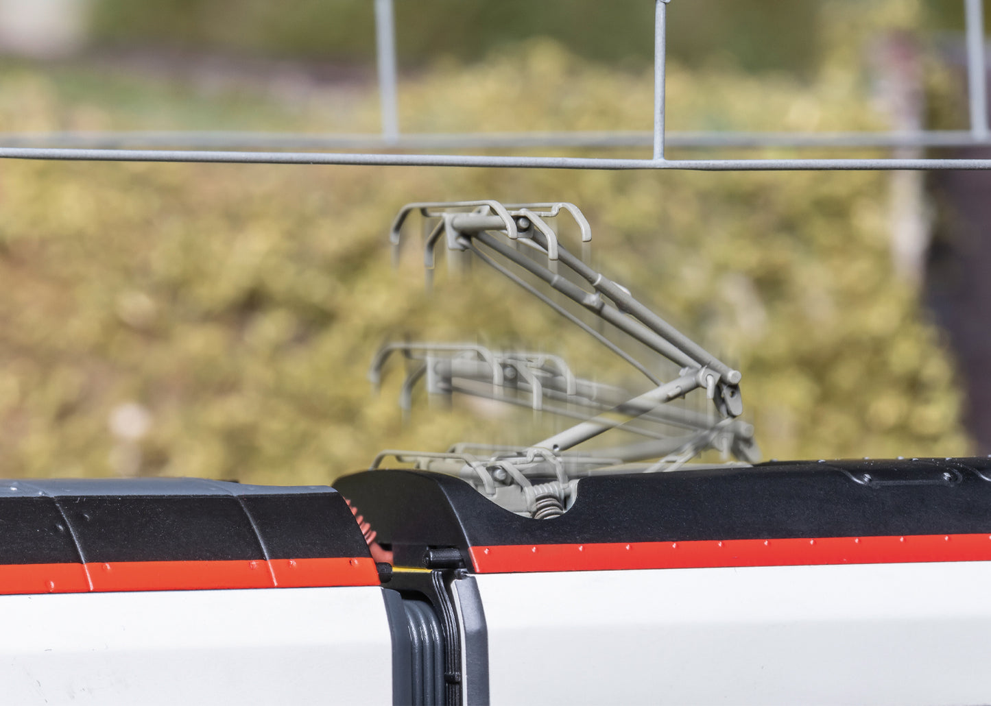 Marklin 39812 HO SBB Class RABe 501 Giruno High-Speed Rail Car Train (Set of 5)