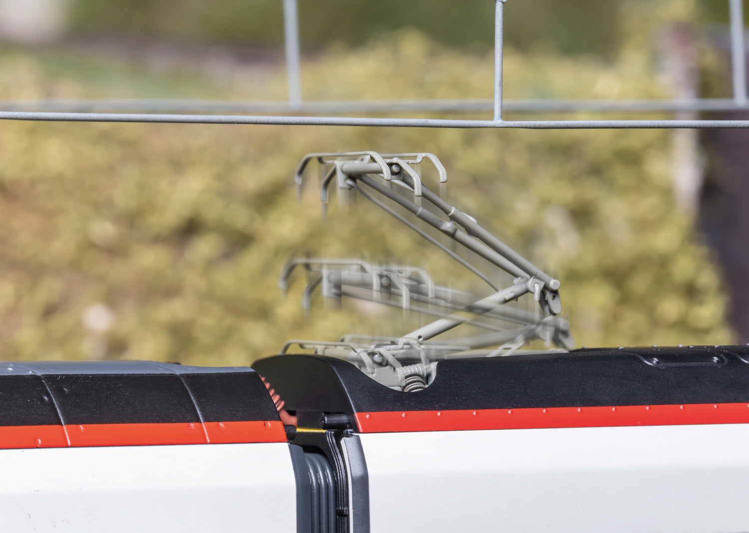 Marklin 39812 HO SBB Class RABe 501 Giruno High-Speed Rail Car Train (Set of 5)