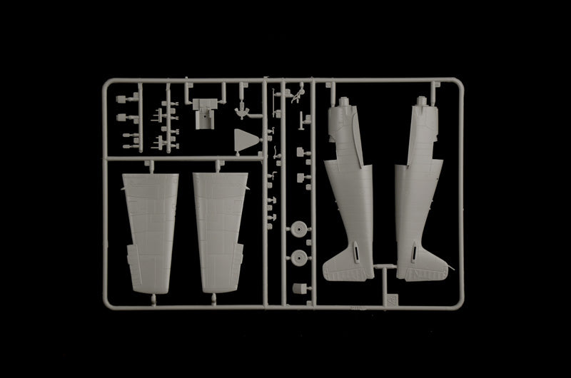 Italeri 91213 1:72 F6F-3/5 Hellcat Fighter Aircraft Plastic Model Kit