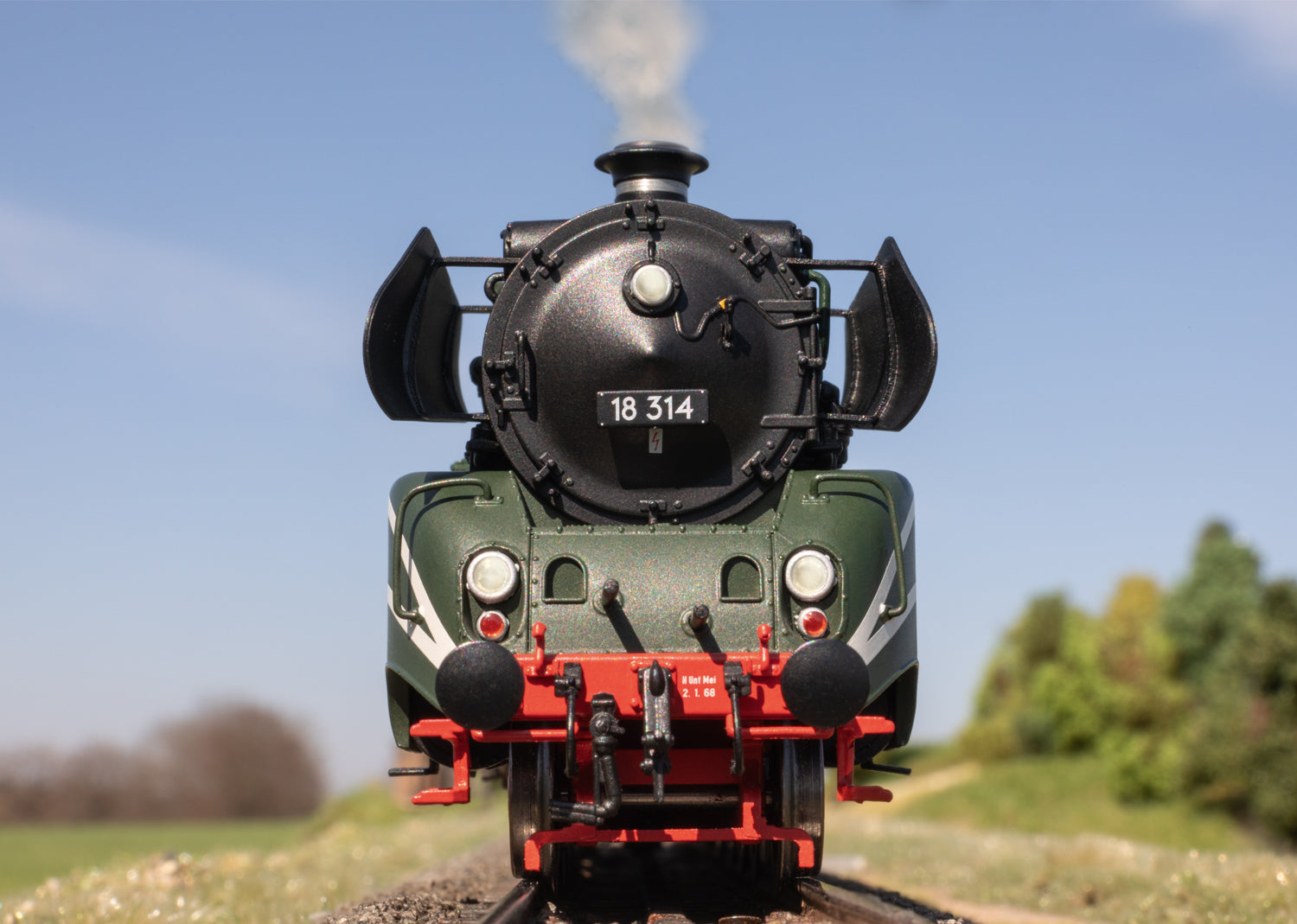 Marklin 39029 HO GDR Class 18.3 Steam Locomotive #18 314