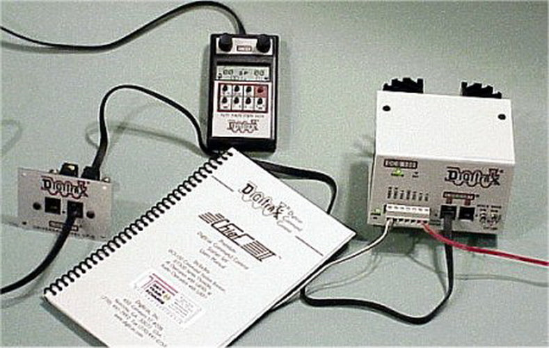 Digitrax Chief II Command Control Premium Set