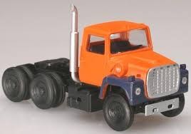 Atlas 1236 HO Orange/Blue Ford LNT 9000 Tractor Cab