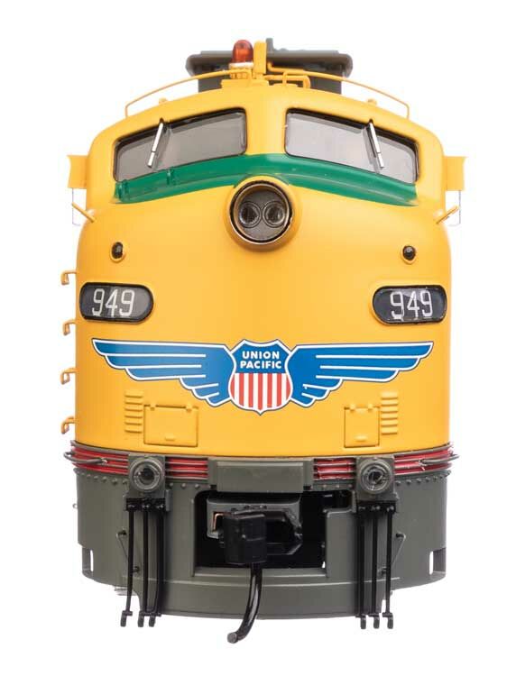 Walthers 920-49918 HO Union Pacific EMD E9A-Bm Diesel Loco - DC #949, 963B