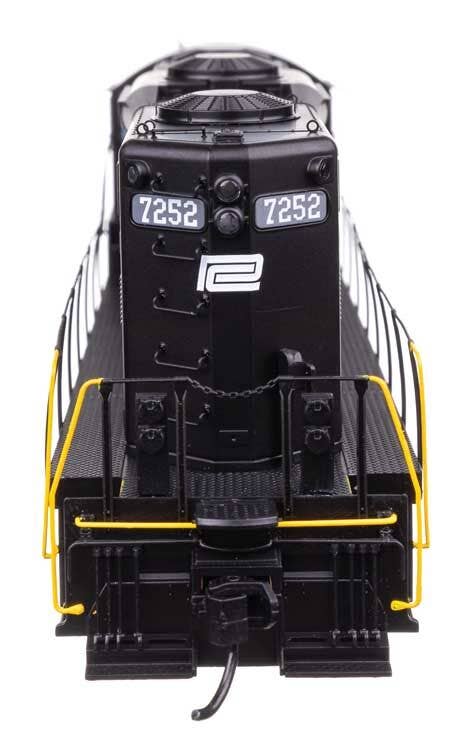 Walthers 920-49731 HO PC Phase III EMD GP9 Diesel Locomotive Standard DC #7252