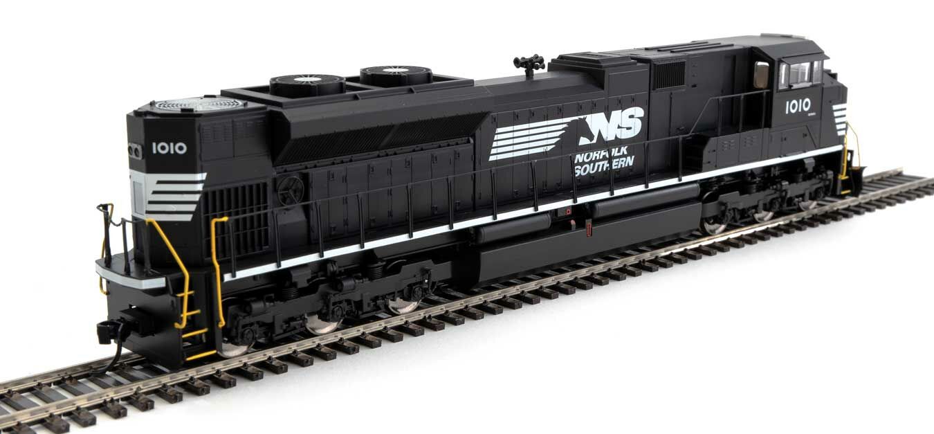 Walthers 910-19871 HO NS EMD SD70ACe Diesel Locomotive - ESU Sound and DCC #1010