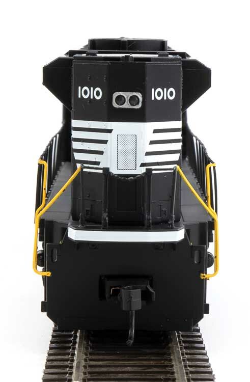 Walthers 910-19871 HO NS EMD SD70ACe Diesel Locomotive - ESU Sound and DCC #1010