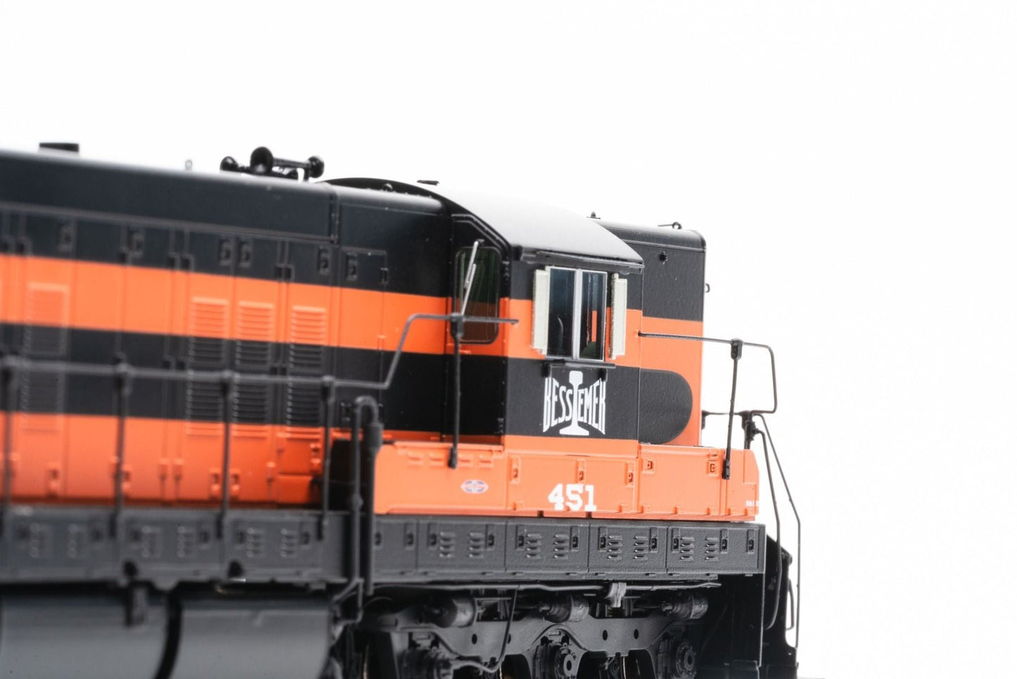 Rapido Trains 050202 HO Bessemer & Lake Erie EMD SD7 Diesel Locomotive #452