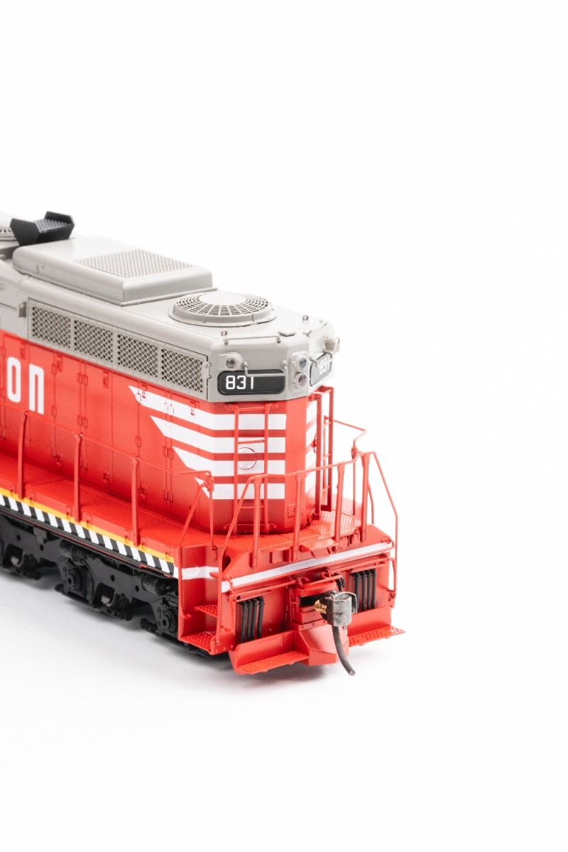 Rapido Trains 050624 HO Burlington EMD SD9 Diesel Locomotive DC/DCC/Sound #837