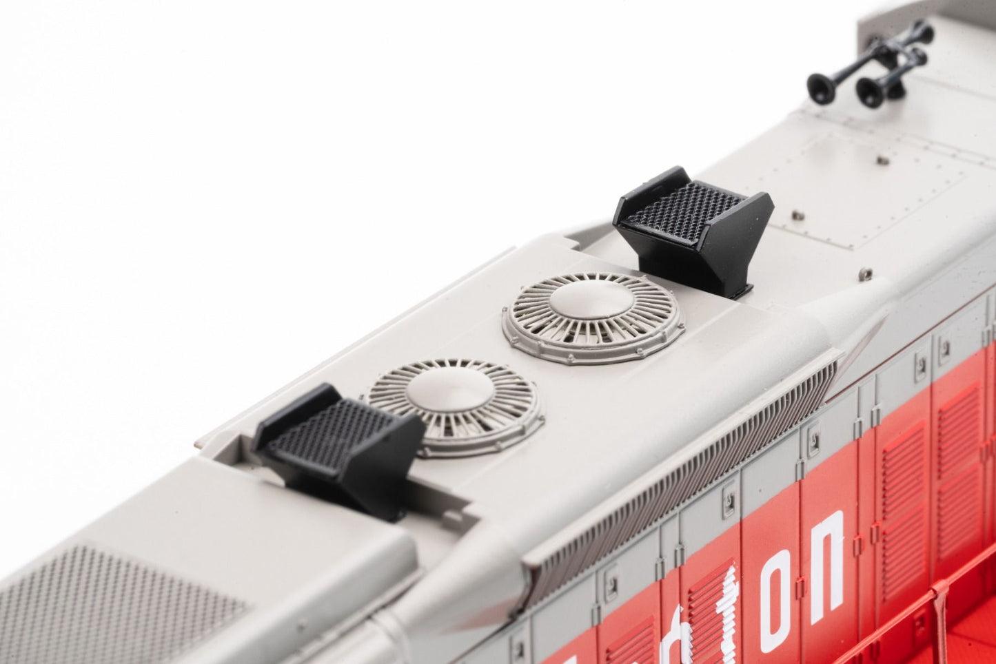 Rapido Trains 050624 HO Burlington EMD SD9 Diesel Locomotive DC/DCC/Sound #837