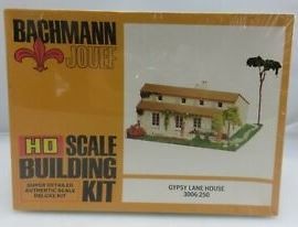 Bachmann 3006-250 HO Gypsy Lane House Building Kit