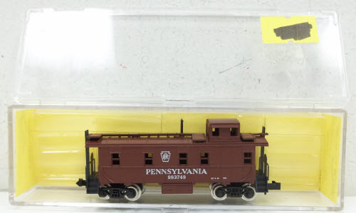 Atlas 3583 N Scale Pennsylvania Caboose #983749 NIB
